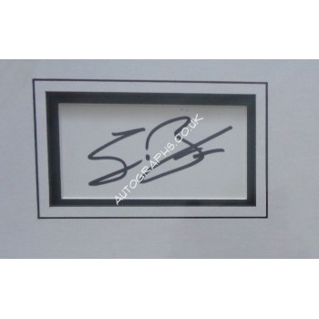 Sean Bean James Bond genuine signature signed autograph display photo. COA UACC
