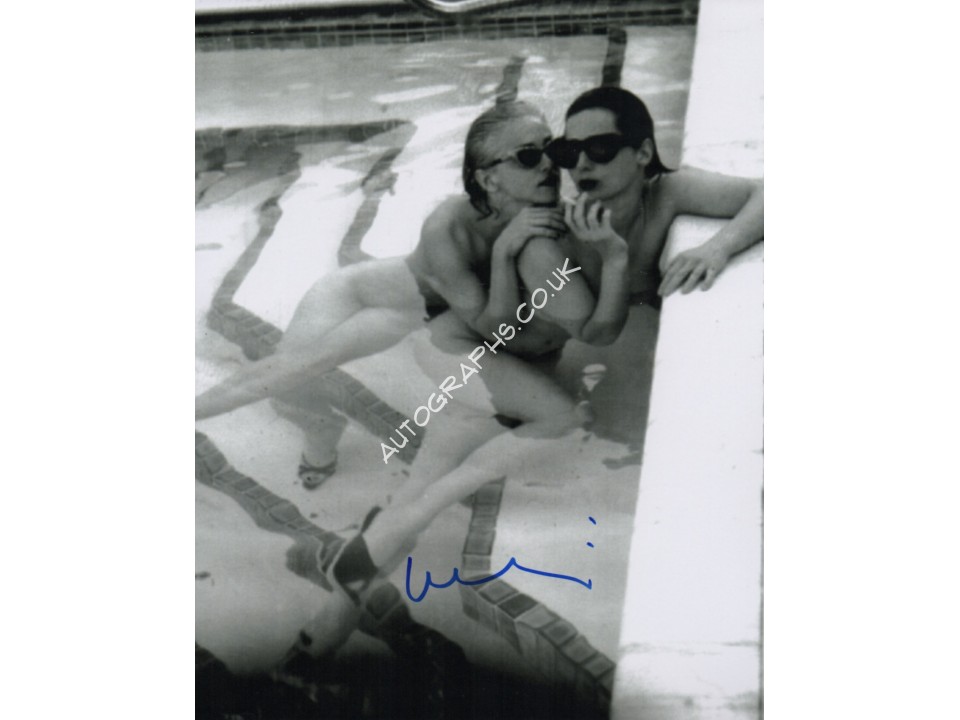 Isabella Rossellini nude signature genuine signed authentic signature photo. COA UACC
