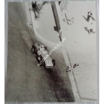 Stirling Moss genuine authentic genuine signed autograph image. COA UACC
