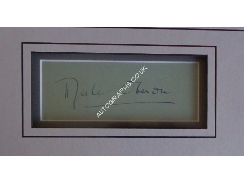 Merle Oberon genuine authentic signature autograph display. COA UACC Merle Oberon genuine authentic signature autograph display. COA UACC