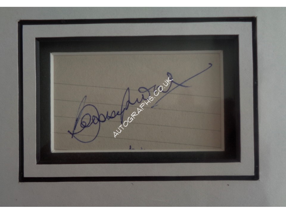 Bobby Moore WC England 1966 genuine signed authentic signature & photo. COA UACC