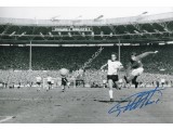 Geoff Hurst WC 1966 genuine signed authentic autograph photo 4. COA UACC Geoff Hurst WC 1966 genuine signed authentic autograph photo 4. COA UACC