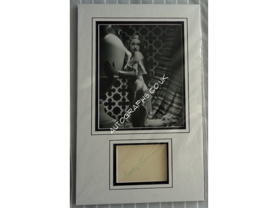 Rosalind Russell signed authentic signature autograph display. COA UACC