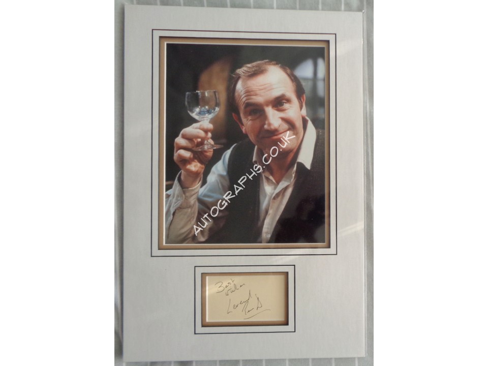 Leonard Rossiter Rigsby signed authentic signature autograph display. COA UACC Leonard Rossiter Rigsby signed authentic signature autograph display. COA UACC