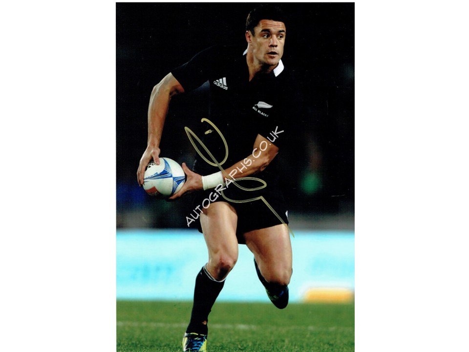 Dan Carter genuine signed photograph. COA UACC Dan Carter genuine signed photograph. COA UACC