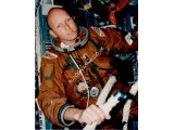 Gordon Fullerton astronaut genuine signed authentic autograph photo. COA UACC