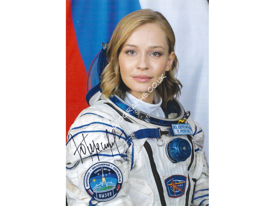 Yulia Peresild Soyuz MS 19 Signed 12x10 Photograph. COA UACC