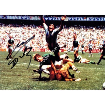 Diego Maradona Signed Photograph. COA UACC