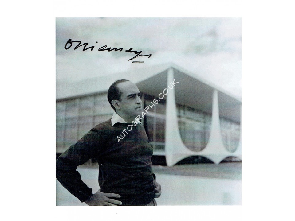 Oscar Niemeyer - Signed Photograph. COA UACC Oscar Niemeyer - Signed Photograph. COA UACC