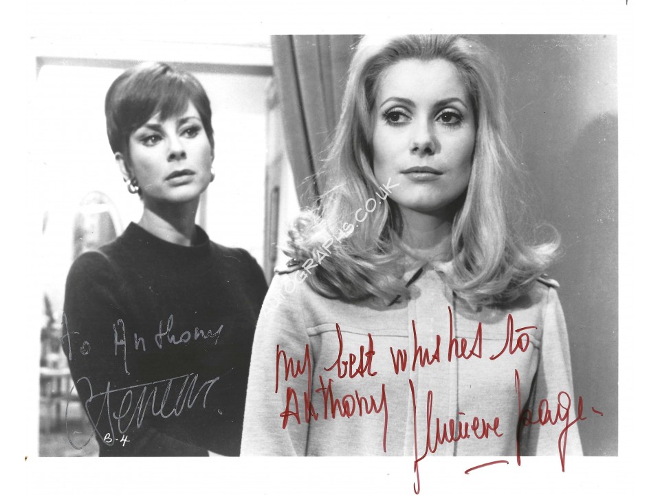 Catherine Deneuve Signed 8x10 Belle de Jour Photograph. COA UACC Catherine Deneuve Signed 8x10 Belle de Jour Photograph. COA UACC