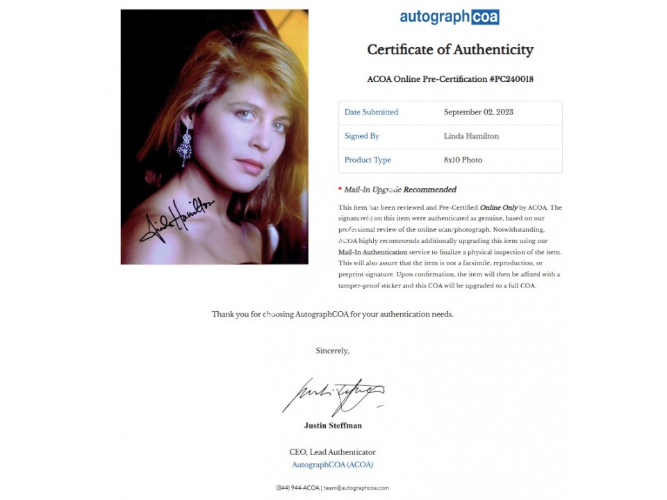 Linda Hamilton Signed Photograph. COA UACC