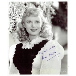 Anna Neagle Signed Photograph. COA UACC