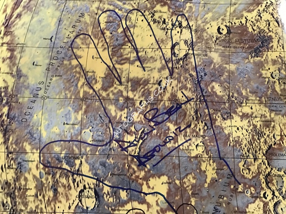 Moonwalkers - Cartographica Milano, Hands. COA UACC