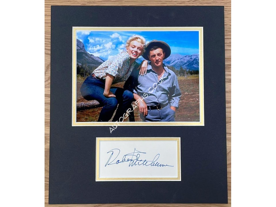 Robert Mitchum Signed Autograph Display With Marilyn Monroe