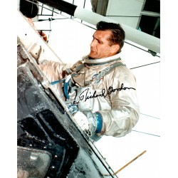 Richard Dick Gordon astronaut genuine signed authentic autograph photo. COA UACC