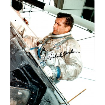 Richard Dick Gordon astronaut genuine signed authentic autograph photo. COA UACC