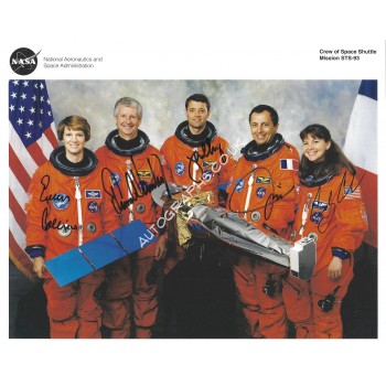 Space Shuttle STS 93 Crew Signed 8x10 NASA Lithograph 