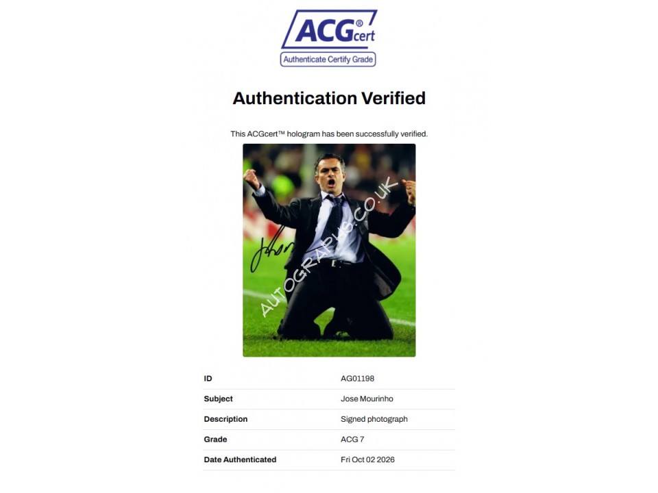 Jose Mourinho Signed Photograph Jose Mourinho Signed Photograph