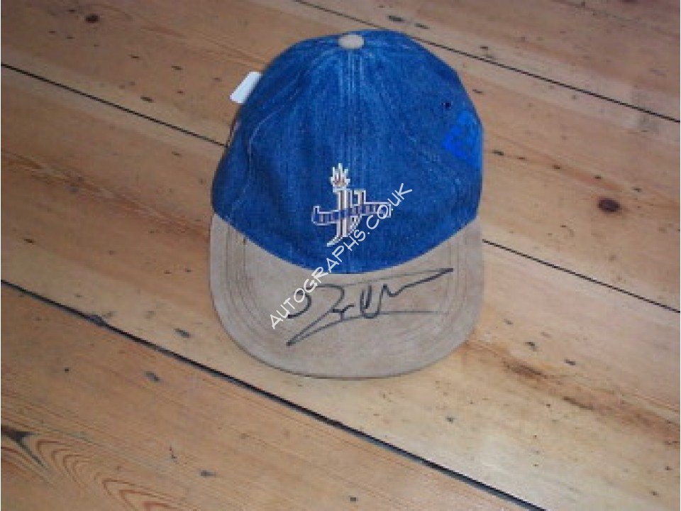 Jacques Villeneuve  original authentic genuine autograph signed cap. COA UACC
