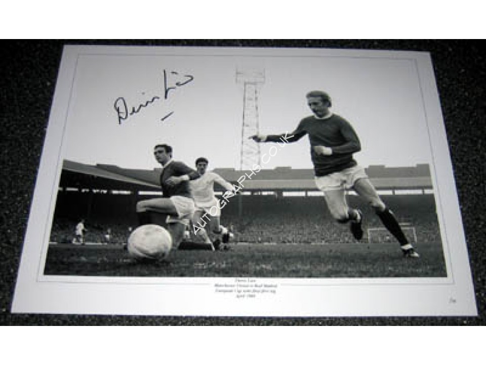 Manchester United Denis Law original genuine authentic photo. COA UACC