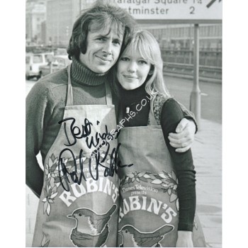 Richard O'sullivan Robins Nest signed original genuine autograph authentic photo. COA UACC