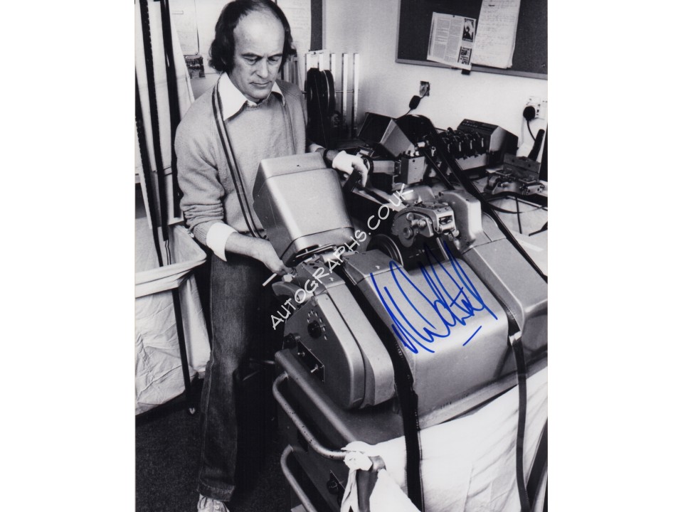 James Bond Norman Wanstall signed original genuine autograph authentic photo. COA UACC