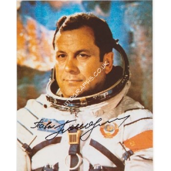 Cosmonaut Popovitch space genuine signed autograph photo 2. COA UACC