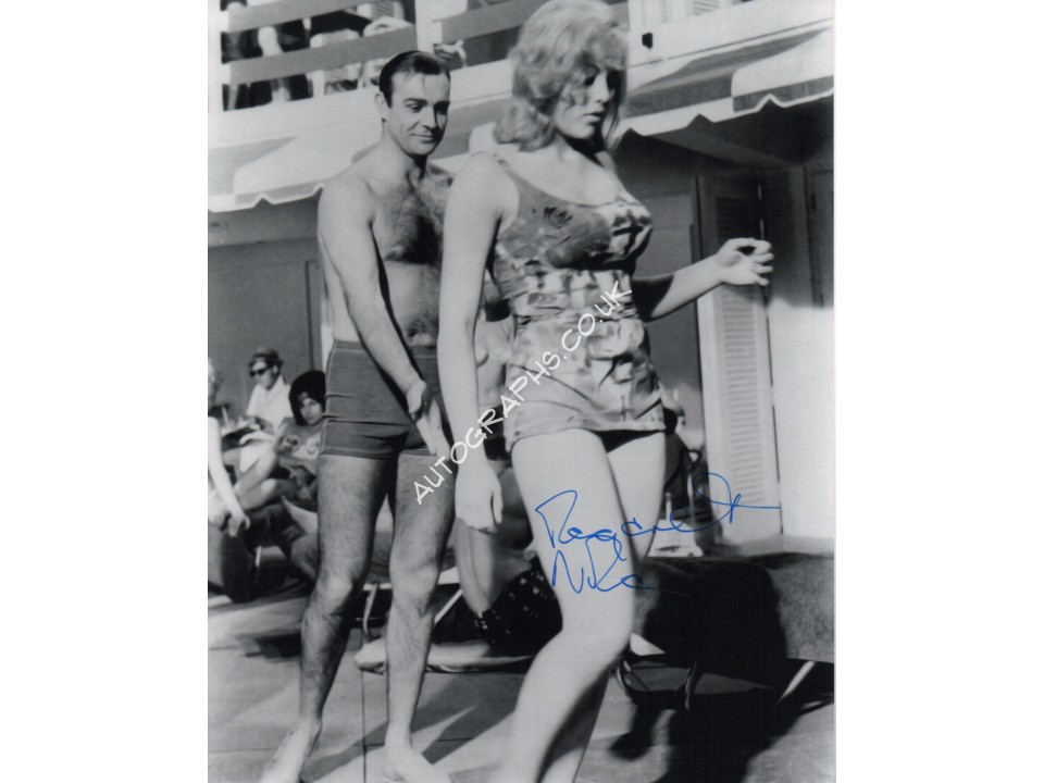 James Bond Margaret Nolan genuine signed authentic signature photo. COA UACC James Bond Margaret Nolan genuine signed authentic signature photo. COA UACC