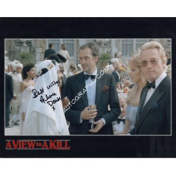 James Bond Gloria Douse genuine signed authentic signature photo. COA UACC