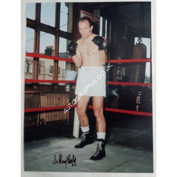 Boxing Henry Cooper genuine signed authentic signature photo 8. COA UACC