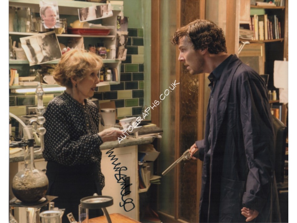 Una Stubbs Sherlock Holmes genuine signed authentic photo. COA UACC