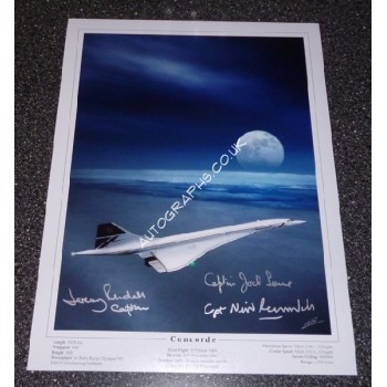 Concorde large multi captain genuine signed authentic signature photo. COA UACC
