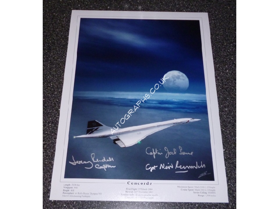 Concorde large multi captain genuine signed authentic signature photo. COA UACC