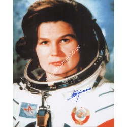 Cosmonaut Valentina Tereshkova signed colour autograph image. COA UACC