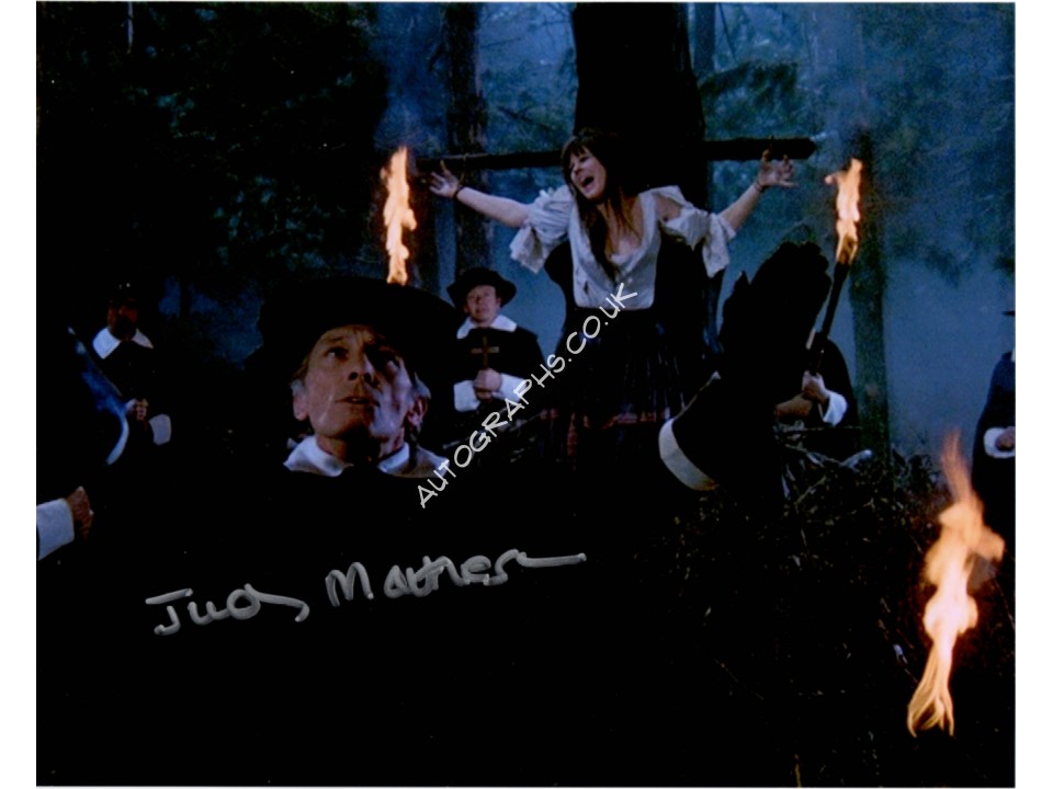 Horror Judy Matheson Twins of Evil authentic genuine signed signature photo.. COA UACC