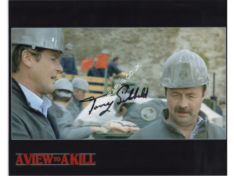James Bond Tony Sibbald signed original genuine autograph authentic photo. COA UACC James Bond Tony Sibbald signed original genuine autograph authentic photo. COA UACC