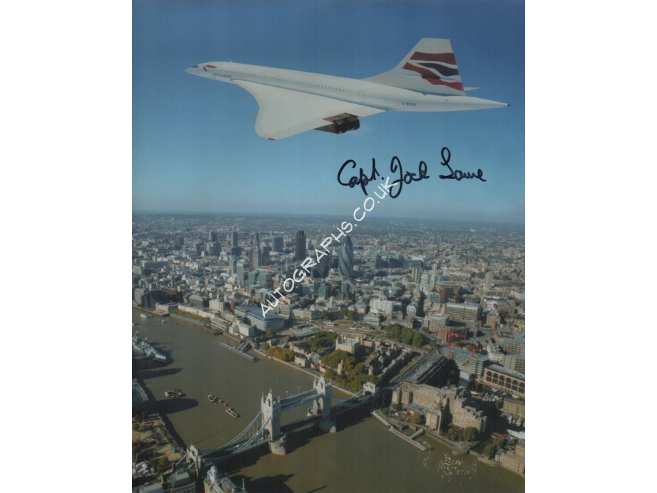 Jock Lowe pilot signed genuine authentic autograph Concorde. COA UACC Jock Lowe pilot signed genuine authentic autograph Concorde. COA UACC