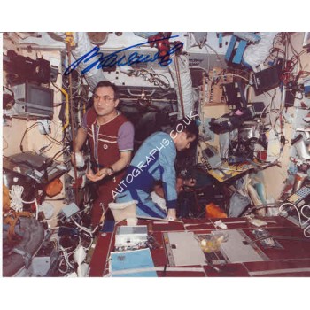 Cosmonaut Valery Polyakov genuine authentic autograph signed photo.. COA UACC