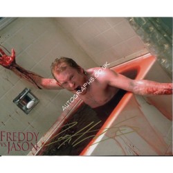 Zack Ward Freddy v Jason genuine authentic autograph signed photo. COA UACC