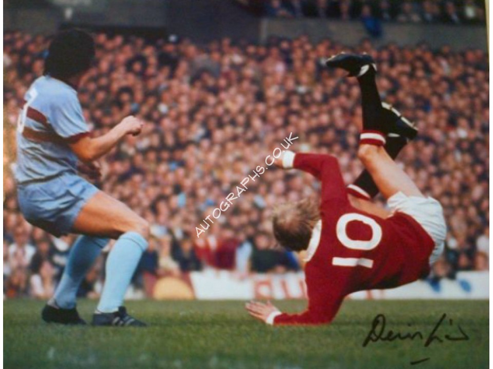 Denis Law Man United football genuine authentic autograph signed photo. COA UACC