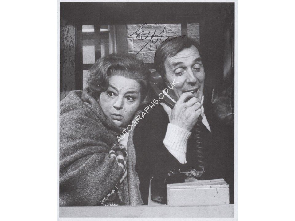 Eric Sykes genuine signed authentic autograph image 2. COA UACC Eric Sykes genuine signed authentic autograph image 2. COA UACC
